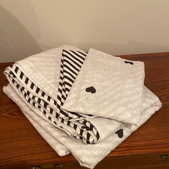 Hearts and stripes duvet set - Picture 2 of 3